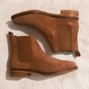 NEW!! Clark’s Clarkdale Arlo: Dark Tan Suede